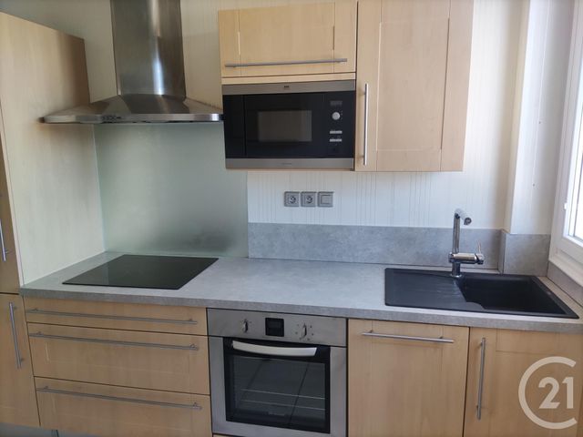 Appartement F3 à louer - 3 pièces - 77.76 m2 - COUTANCES - 50 - BASSE-NORMANDIE - Century 21 Ed'Immo Appartement F3 à louer - 3 pièces - 77.76 m2 - COUTANCES - 50 - BASSE-NORMANDIE - Century 21 Ed'Immo